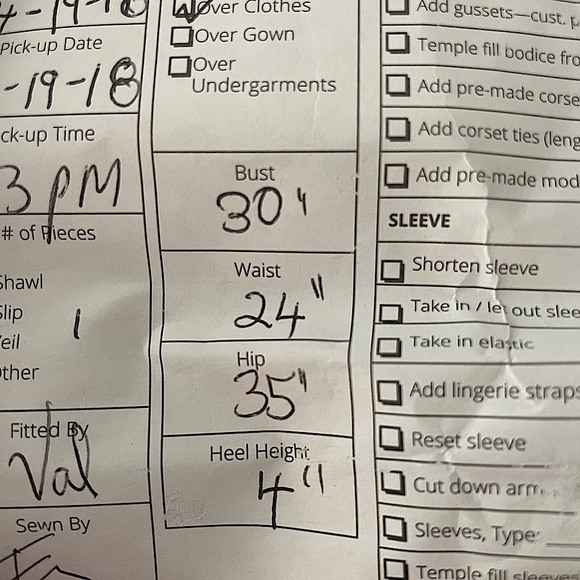 Champagne David’s Bridal ✨ - Picture 4 of 6